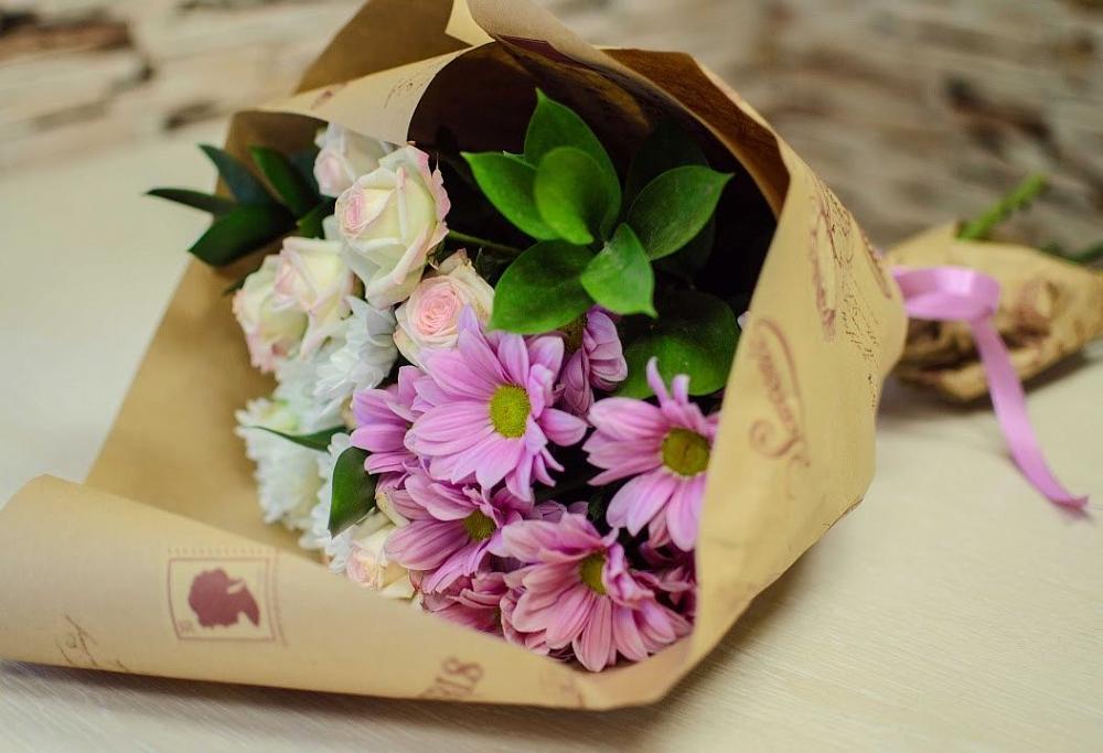 Букет цветов из: Розы и Хризантемы в Тарычёво