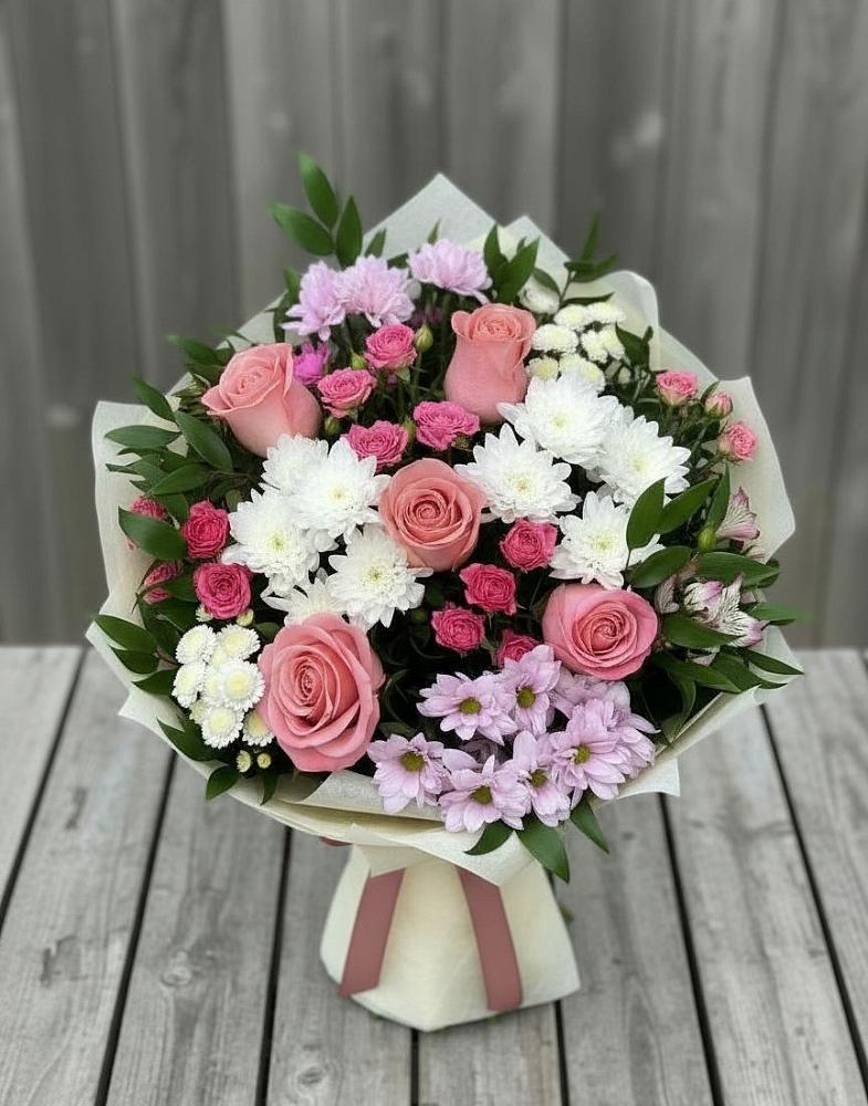 Букет цветов из: Альстромерии, Гвоздики, Розы и Хризантемы в Тарычёво