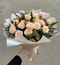 Букет Кремовые розы Латте в Тарычёво