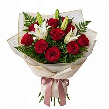 Букет цветов из:  Лилии и Розы в Тарычёво
