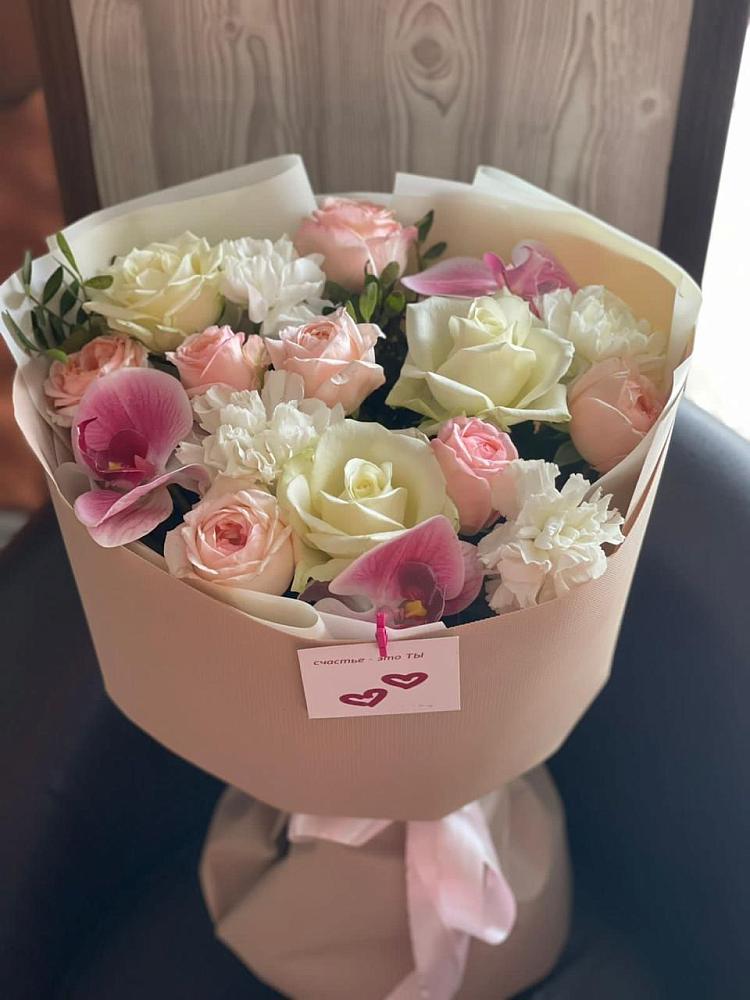 Букет цветов из: Орхидеи, Розы и Гвоздики в Тарычёво