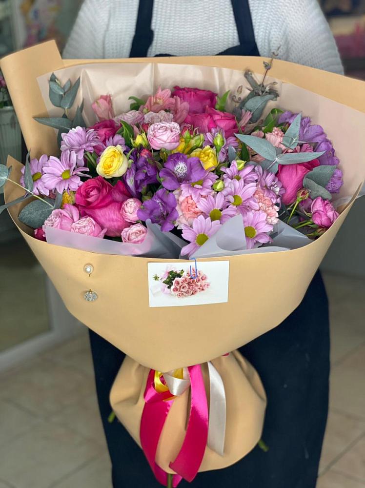 Букет цветов из: Хризантемы, Гвоздики и Альстромерии в Тарычёво