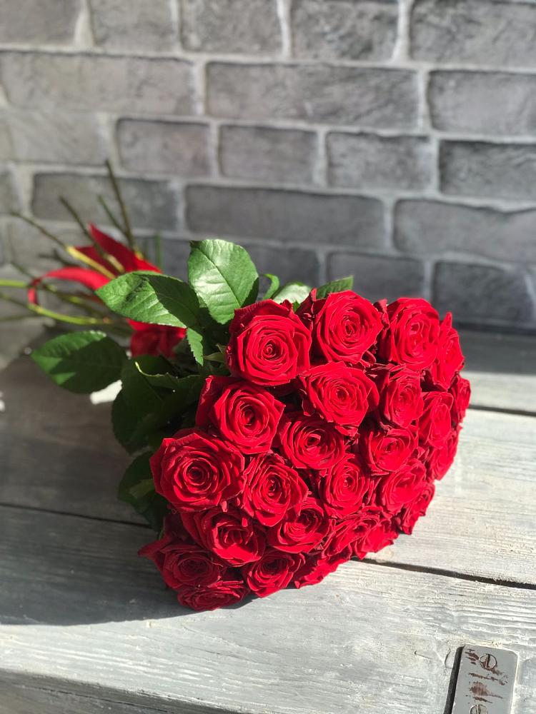 Букет Красные розы Фридом в Тарычёво