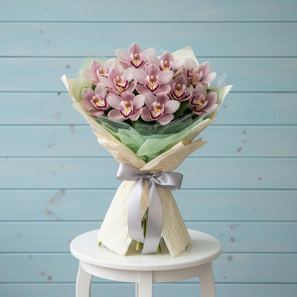 Букет цветов из: Орхидеи и Розы в Тарычёво