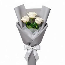 Букет 3 белые розы в Тарычёво