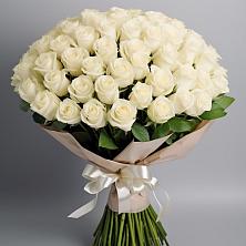 Букет 101 беля роза Белоснежка в Тарычёво