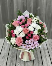 Букет цветов из:  Альстромерии, Гвоздики, Розы и Хризантемы в Тарычёво