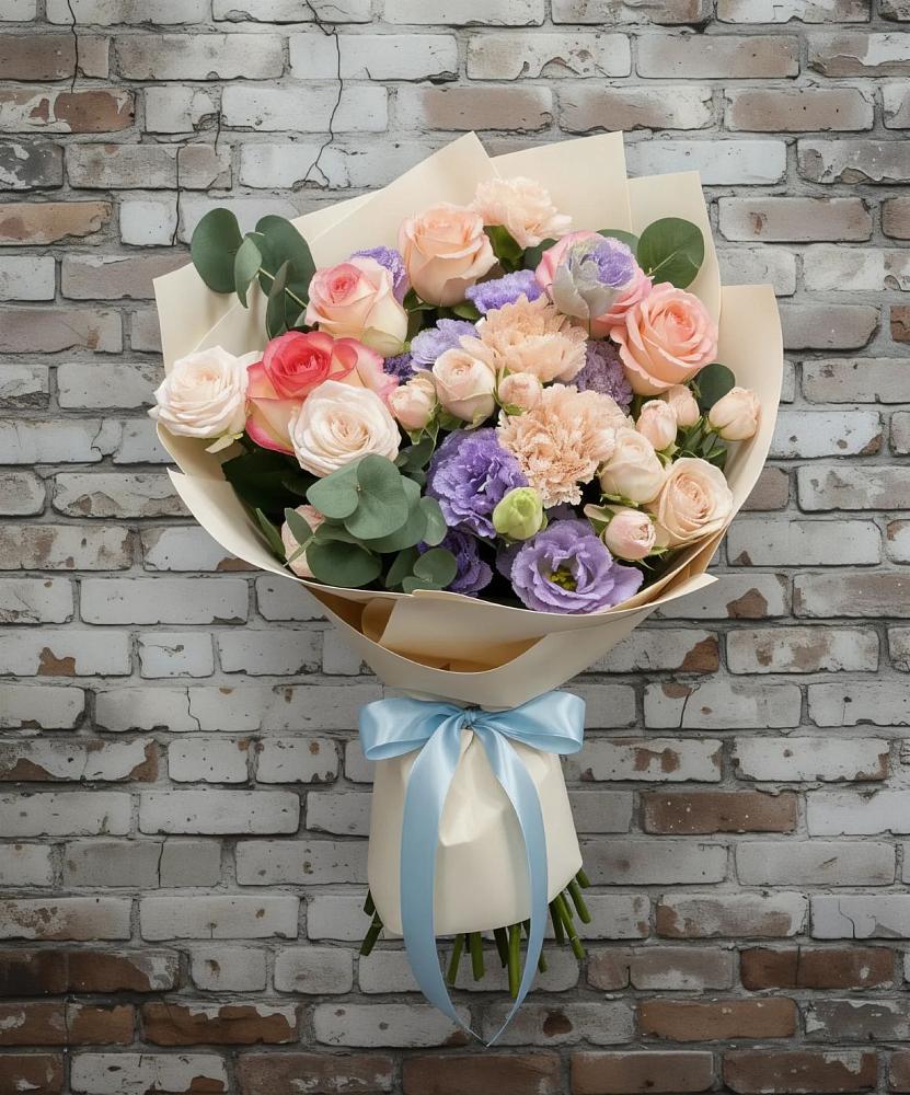 Букет цветов из: Розы, Лизиантусы и Гвоздики в Тарычёво