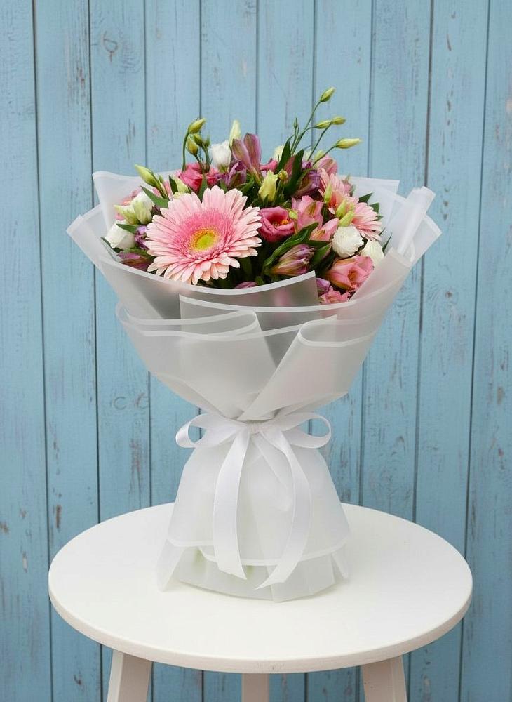 Букет цветов из: Герберы, Альстромерии и Лизиантусы в Тарычёво