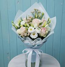 Букет цветов из:  Розы и Лизиантусы в Тарычёво