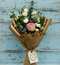 Букет цветов из:  Розы и Лизиантусы в Тарычёво