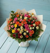 Букет Микс из разноцветных кустовых роз в Тарычёво